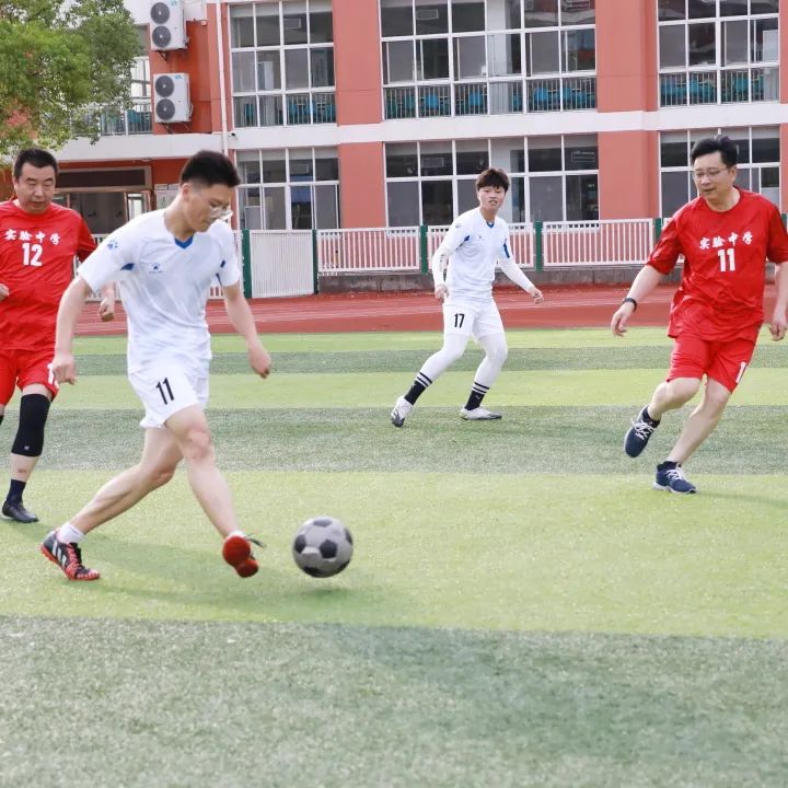 校园足球友谊赛高中,两市学校校级足球友谊赛