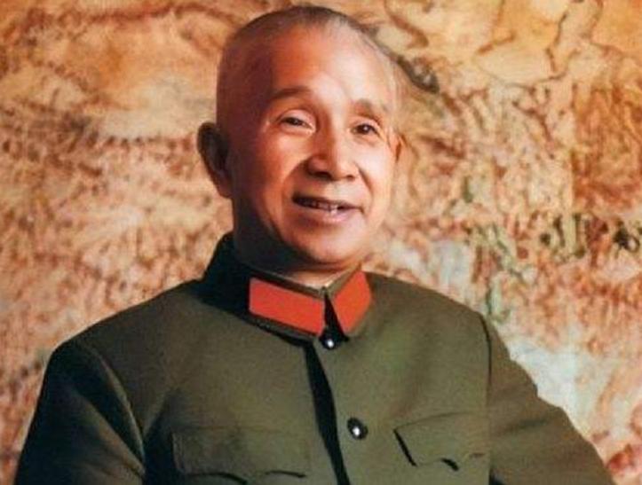 历数粟裕各个历史时期最高职位，就知道他为什么必须是第一大将