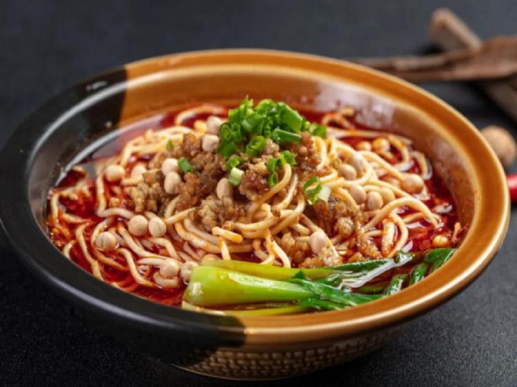 成都特色美食小吃排行榜前十名,成都本地人都会去什么地方吃小吃