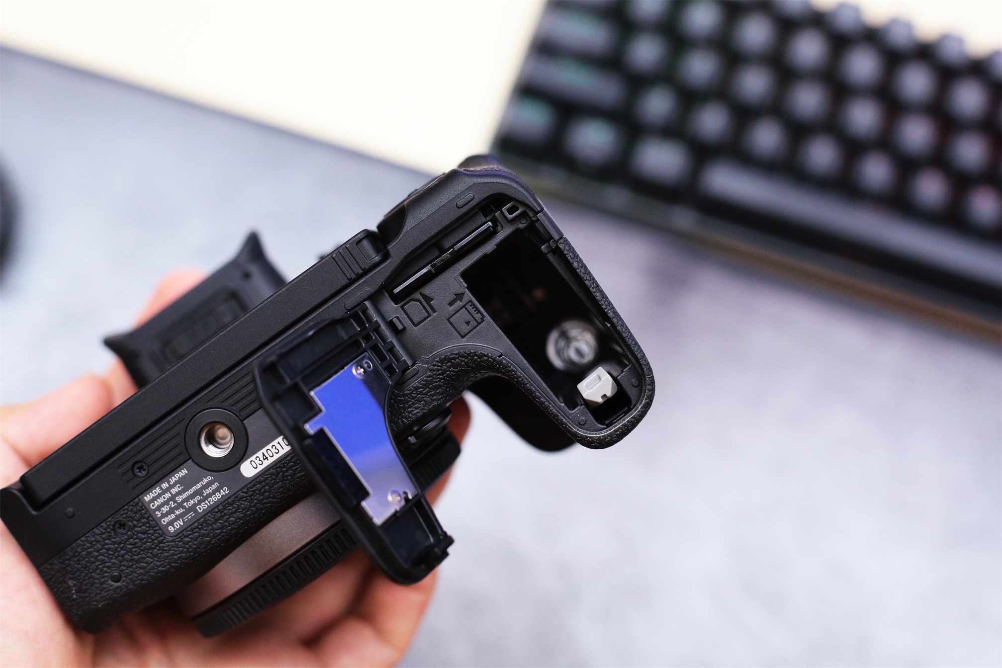 5d3跟r10拍照画质对比,单反佳能5d3值得入手吗