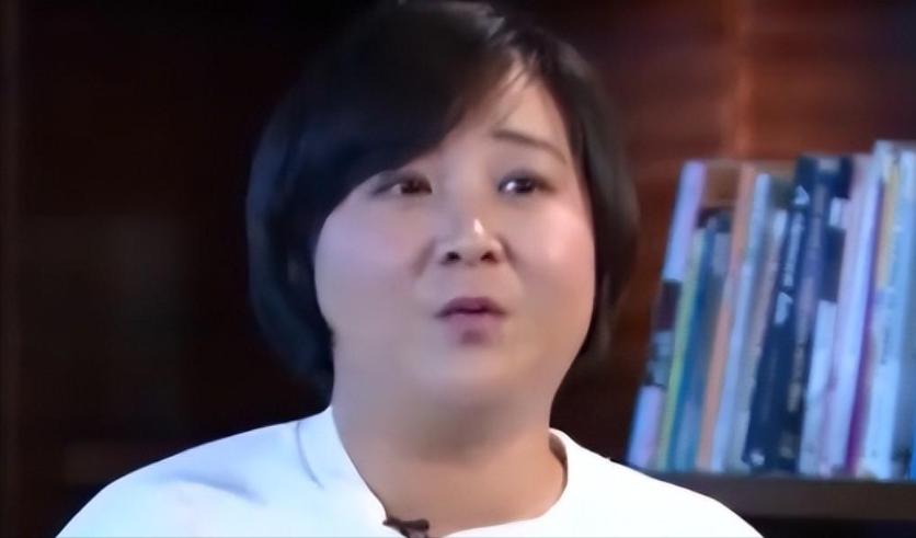 贾玲减肥前后的对比照片,贾玲减肥近照曝光