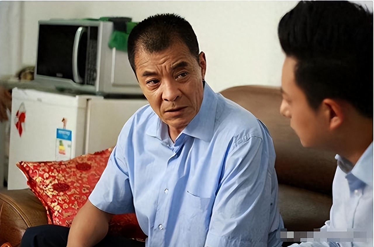 大学毕业月入7500,大学毕业后工资几千被父母看不起