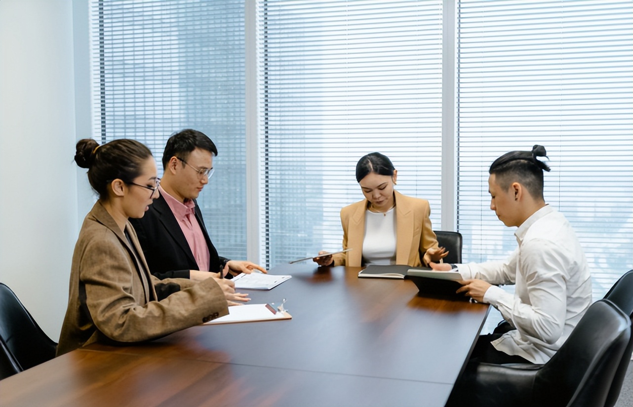 985行政管理专业毕业,985行政岗位都有编制吗