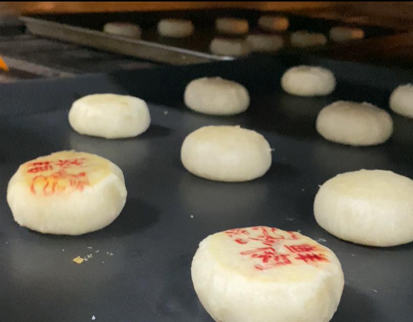 最有中秋氛围感的月饼,中秋佳节超市气氛