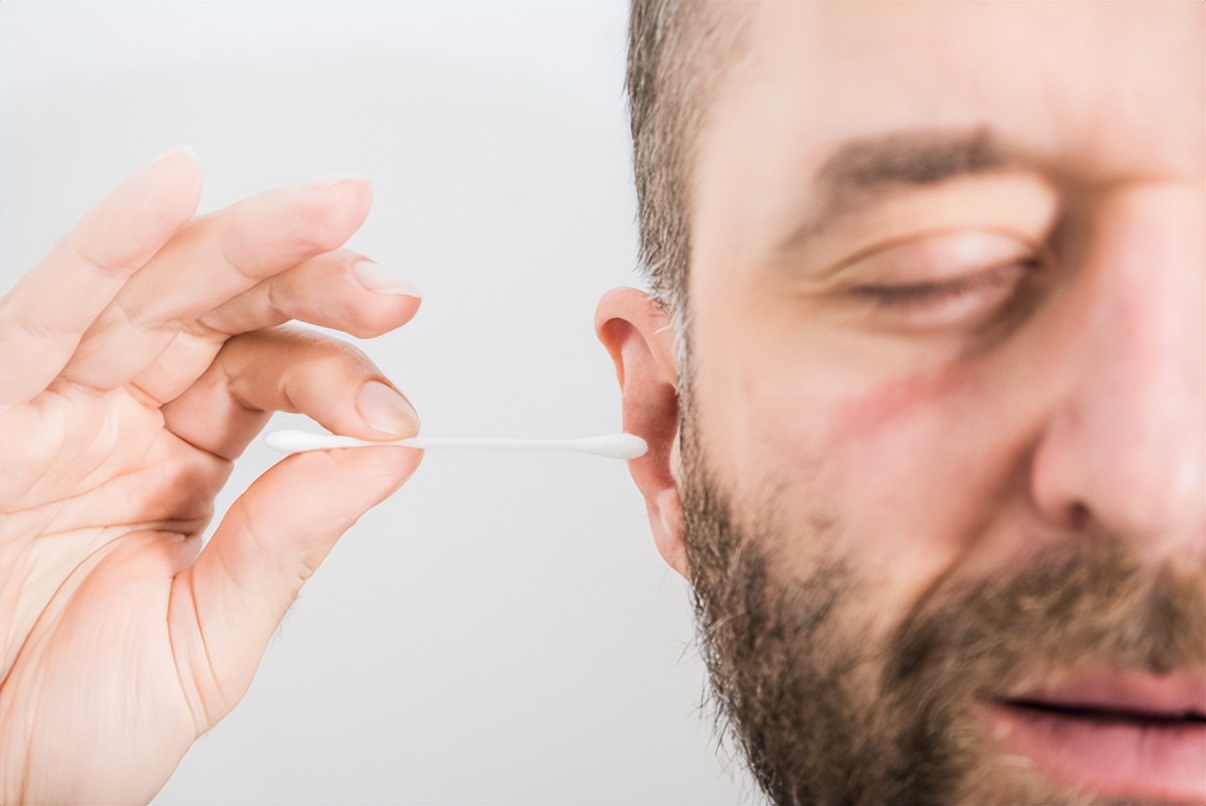 掏耳勺自己掏耳屎的正确方法,掏耳屎为什么这么舒服