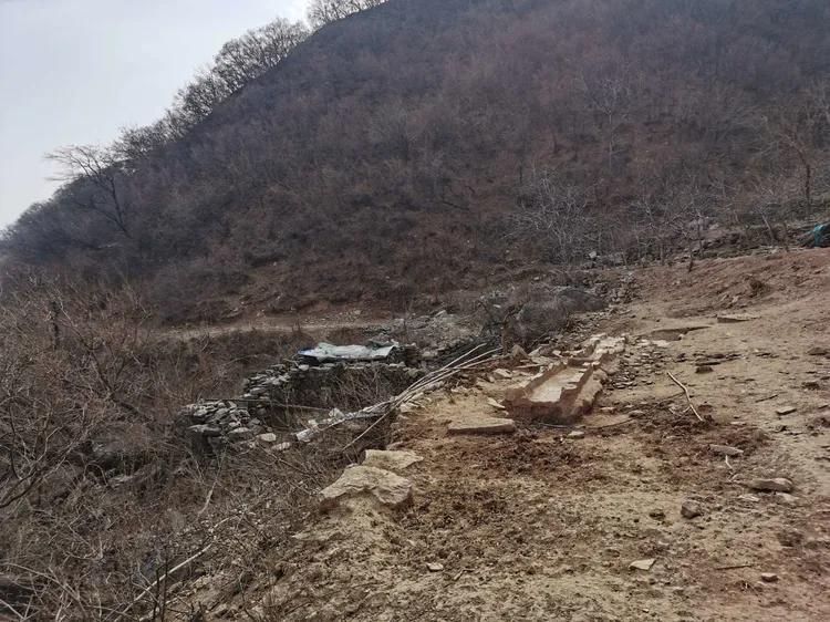 绝壁大梯白云寺,徒步白云寺