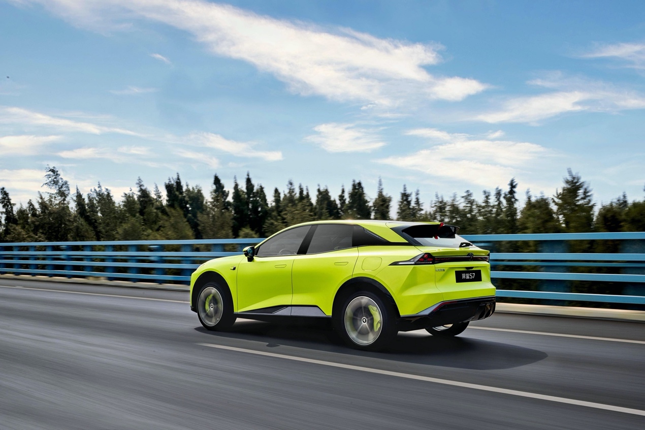 深蓝s7增程版200max23款和24款的区别,深蓝s7超级增程缺点