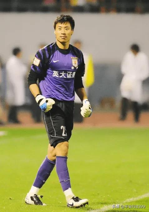 冯巩最新表演,冯巩亮相独占鳌头