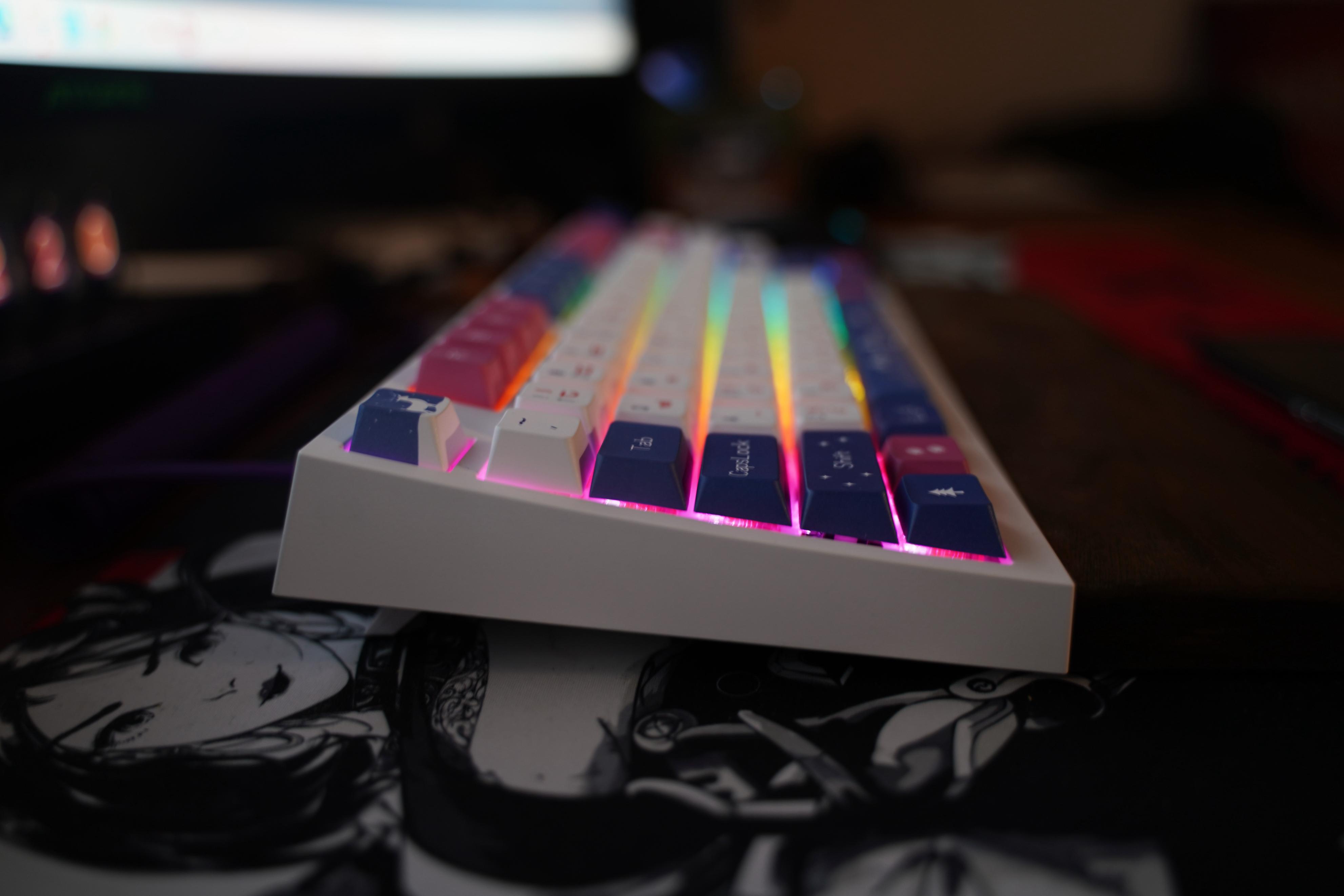 小呆虫gk75机械键盘去哪里买,小呆虫gk75机械键盘怎么变颜色