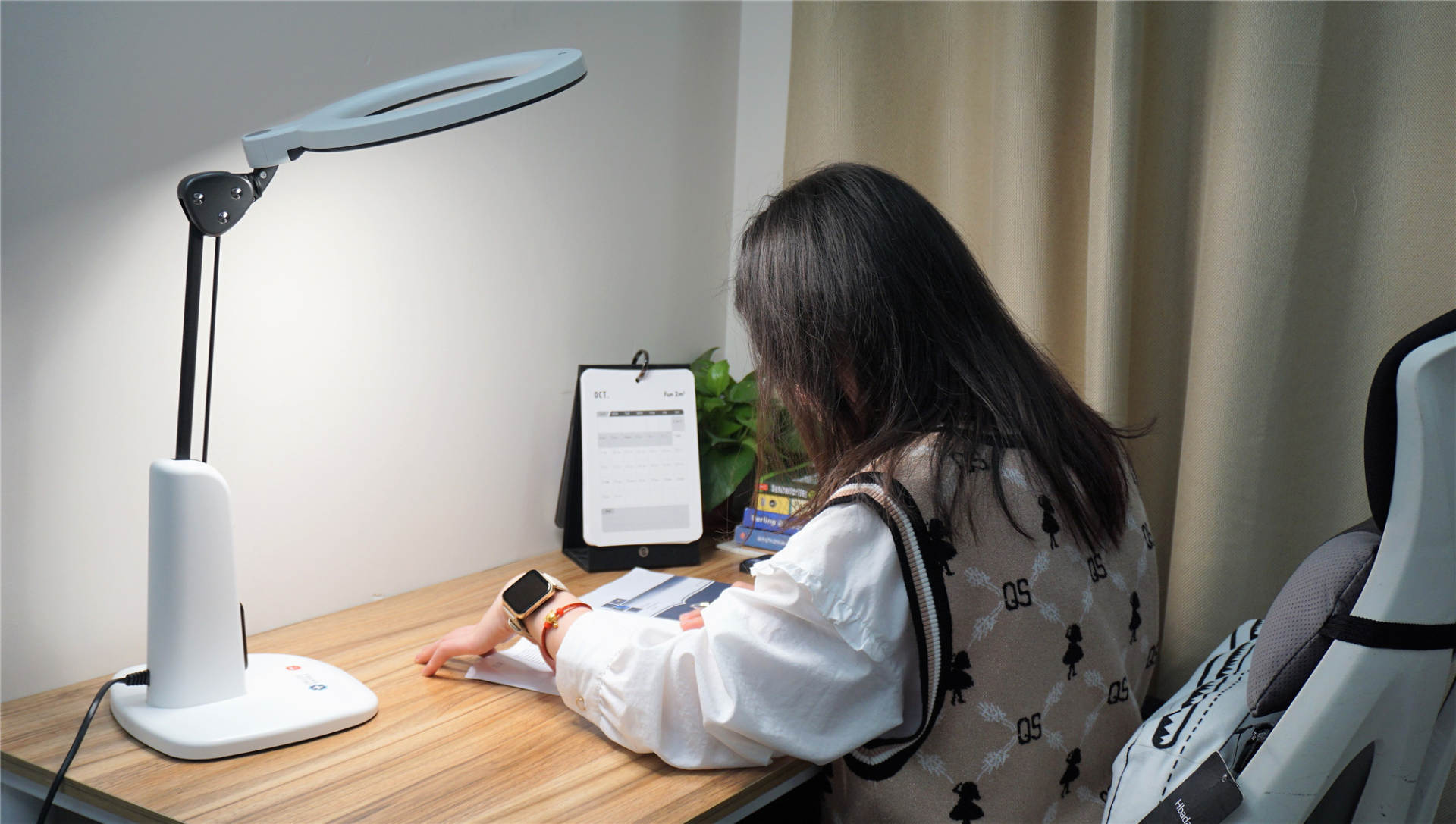 爱德华天使之光2护眼灯测评,天使之光台灯多少钱