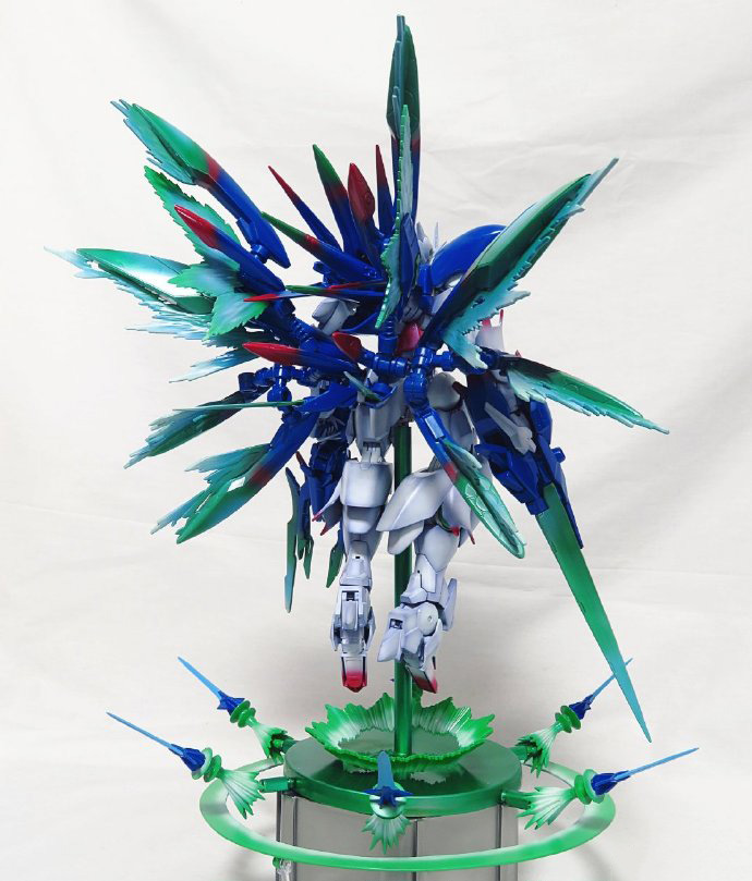 大班mg00q全刃式高达模型,mg00q全刃式高达零件