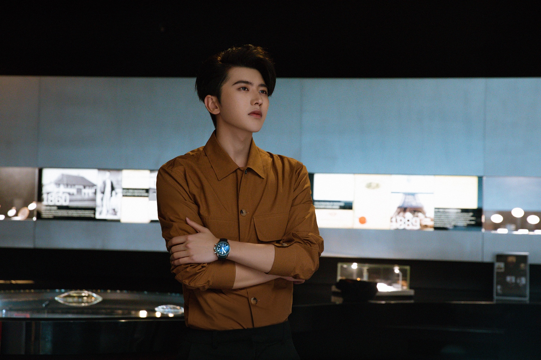 tagheuer泰格豪雅黑色表,tagheuer是什么品牌