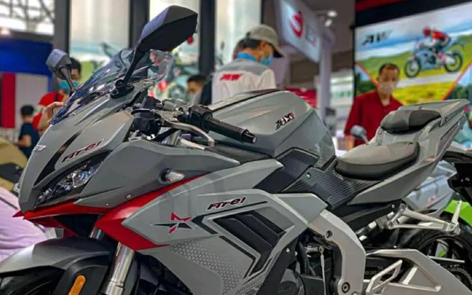 隆鑫ke525发动机与钱江525发动机,隆鑫525ds发动机超越本田500发动机