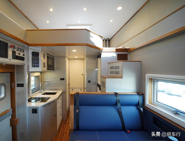 价格低的b级越野房车,顶级超重型越野房车蓝牌