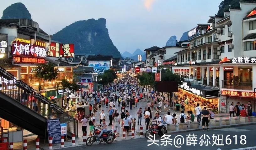夜游阳朔西街来一场美丽的邂逅,和阳朔西街一样的美景