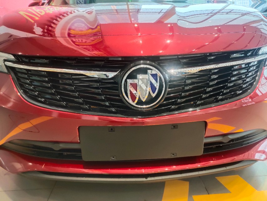 威朗pro发动机,别克威朗pro红色实图