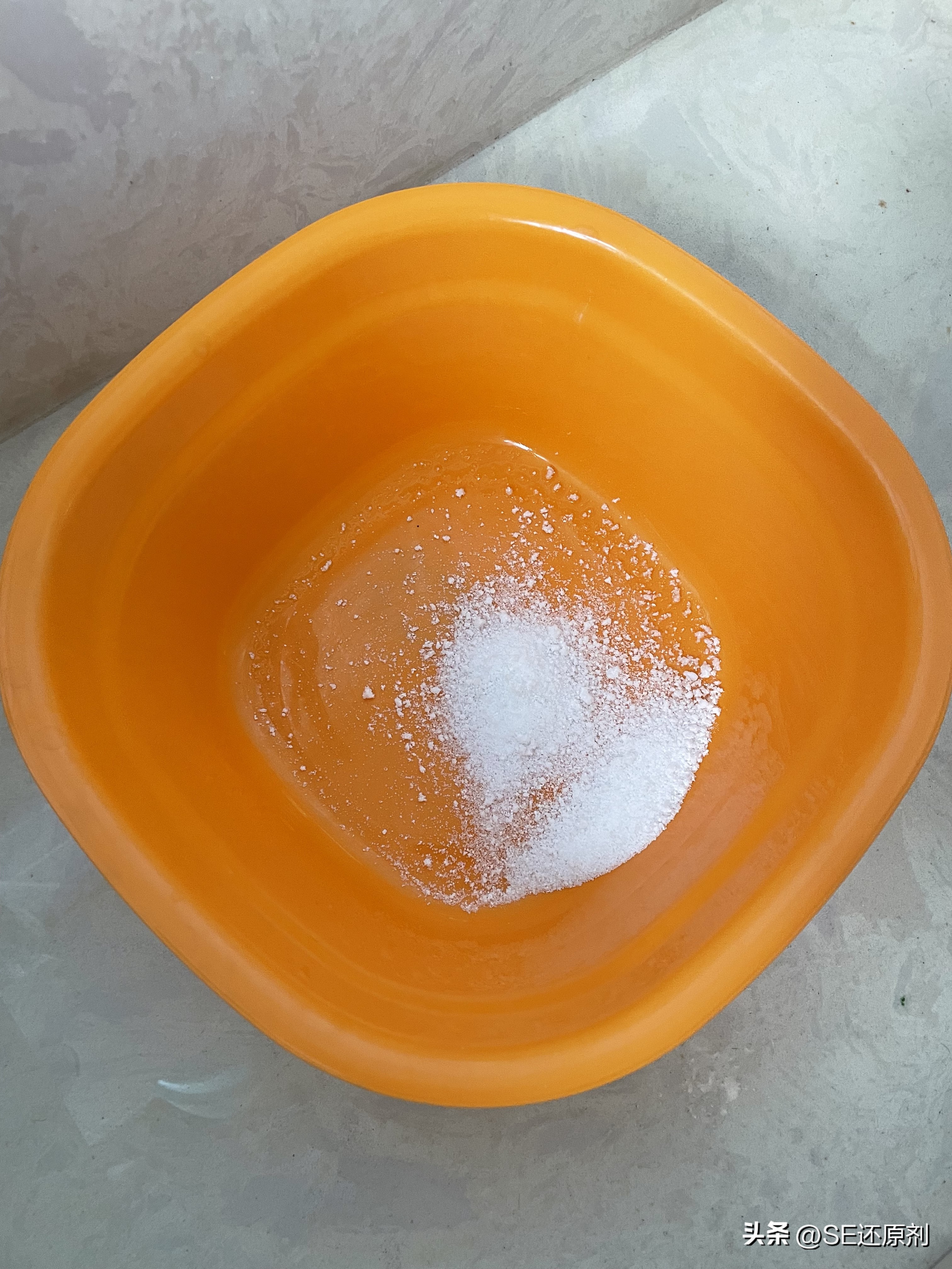 用了去斑灵衣服被染色了怎么清洗,衣服混在一起染色了怎么样清洗掉