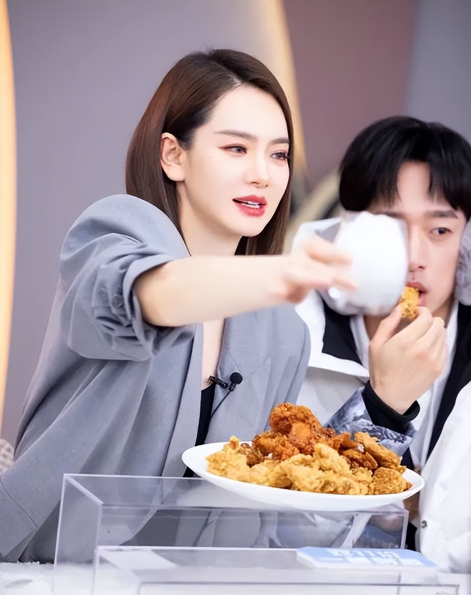 戚薇打假品牌侵权反被告,戚薇直播带货产品靠谱吗