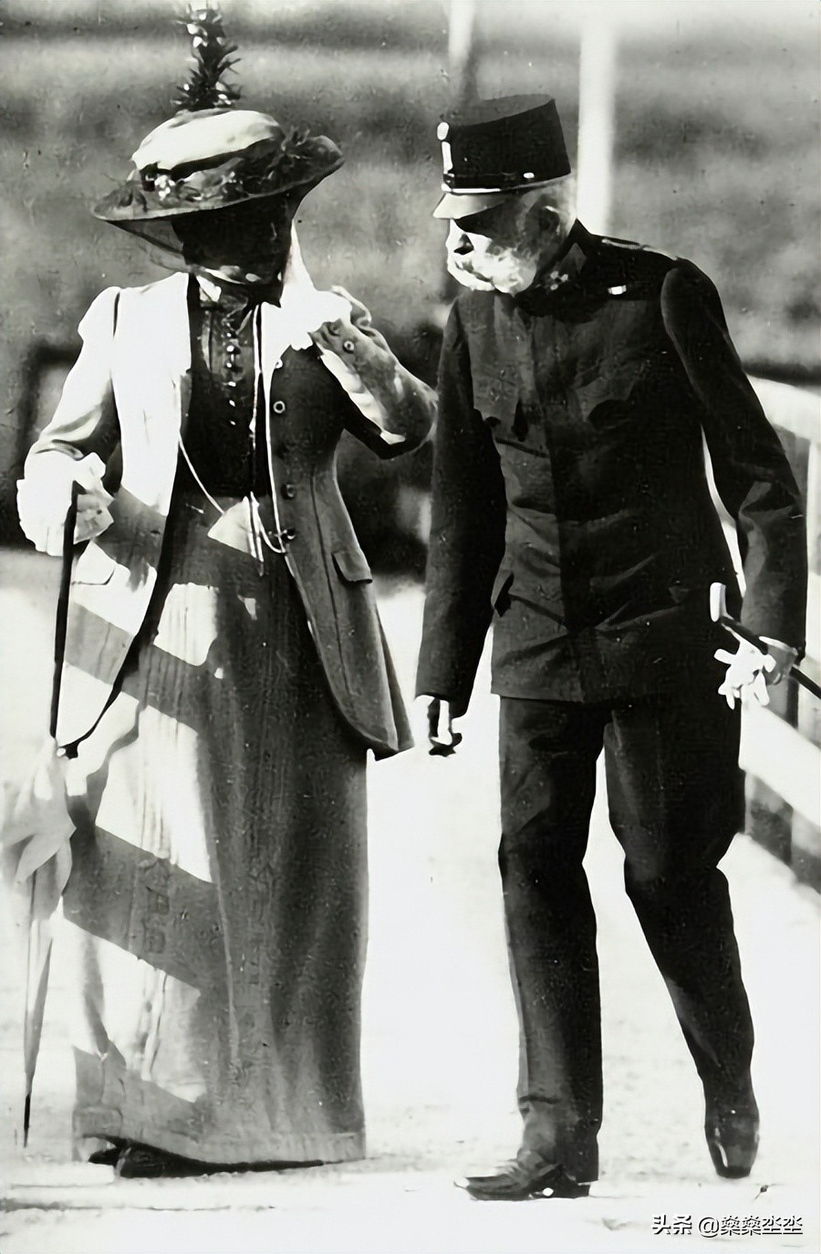 卡特琳娜·施拉特，茜茜公主的替身，弗朗茨的影子情人