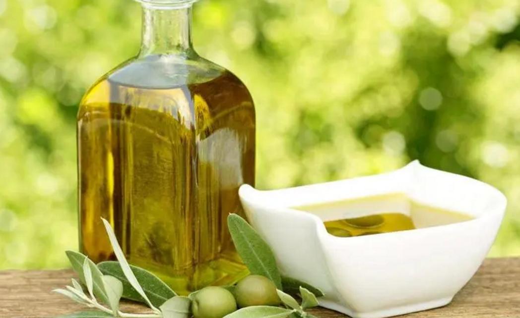 排出的大便是小球似的怎么回事,大便粪球是肠癌的征兆吗