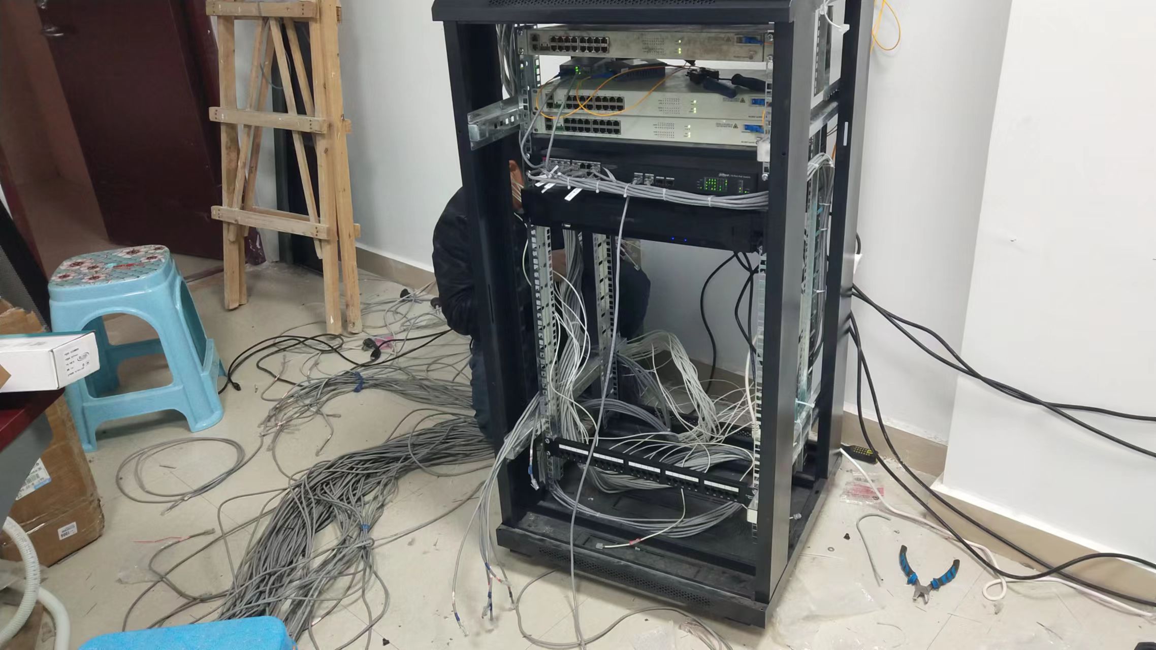 广播机怎么设置广播,广播设备如何操作