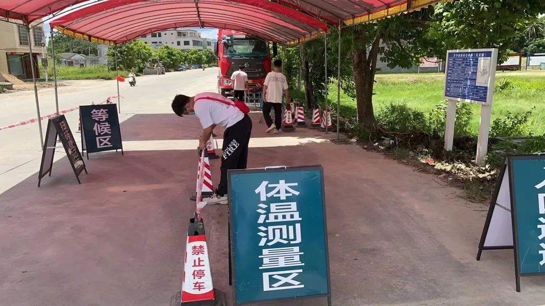 基层干部需当好桥梁和纽带,基层干部做群众期盼的螺丝钉