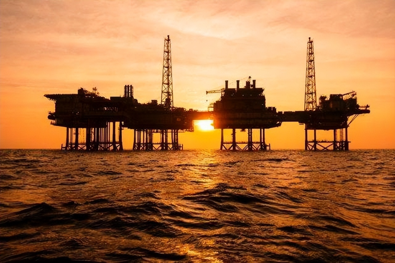 中国南海油田开采情况,中国南海发现80亿吨油田