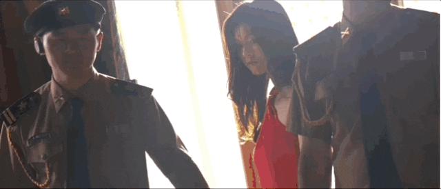 倪妮刚出道跟现在的变化,张艺谋评倪妮倪妮眼含泪