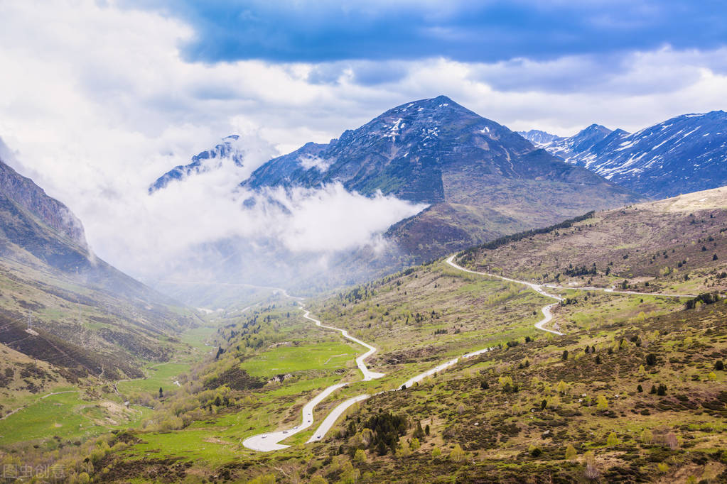海岸线6000公里的国家,摩纳哥的国土面积与人口