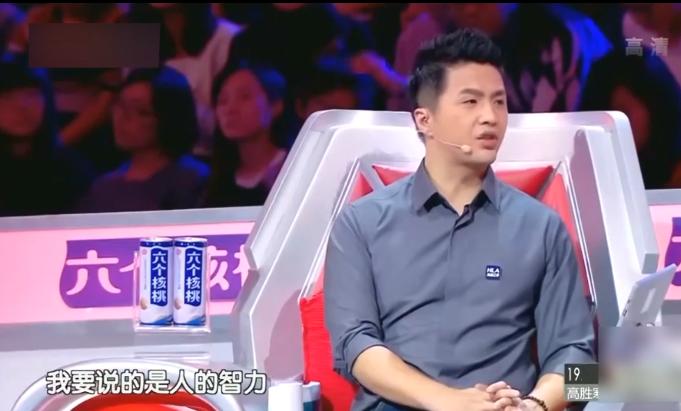 “明星针锋相对”：杨丽萍对金星当众拍桌，冯小刚让成龙下不来台