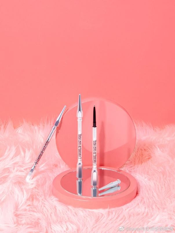 benefit贝玲妃高光,benefit贝玲妃圣诞