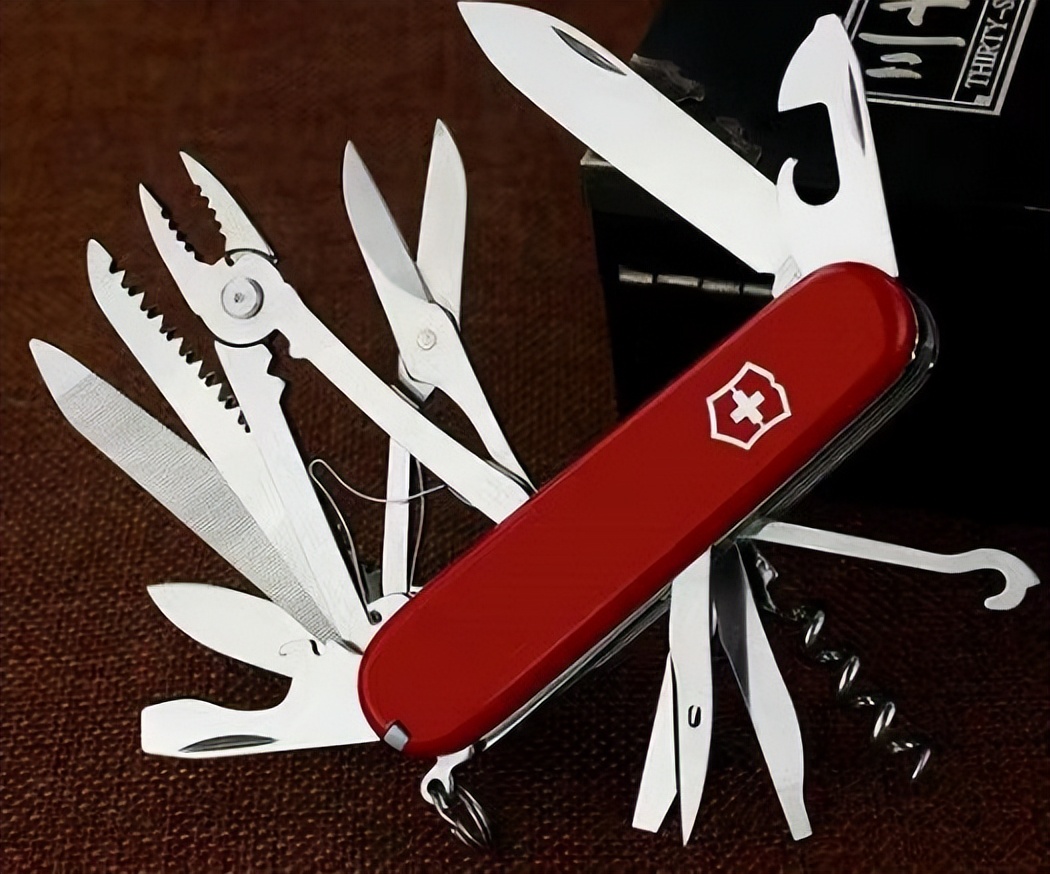 俄乌冲突为何瑞士打破中立,俄乌冲突对国际战略态势的影响