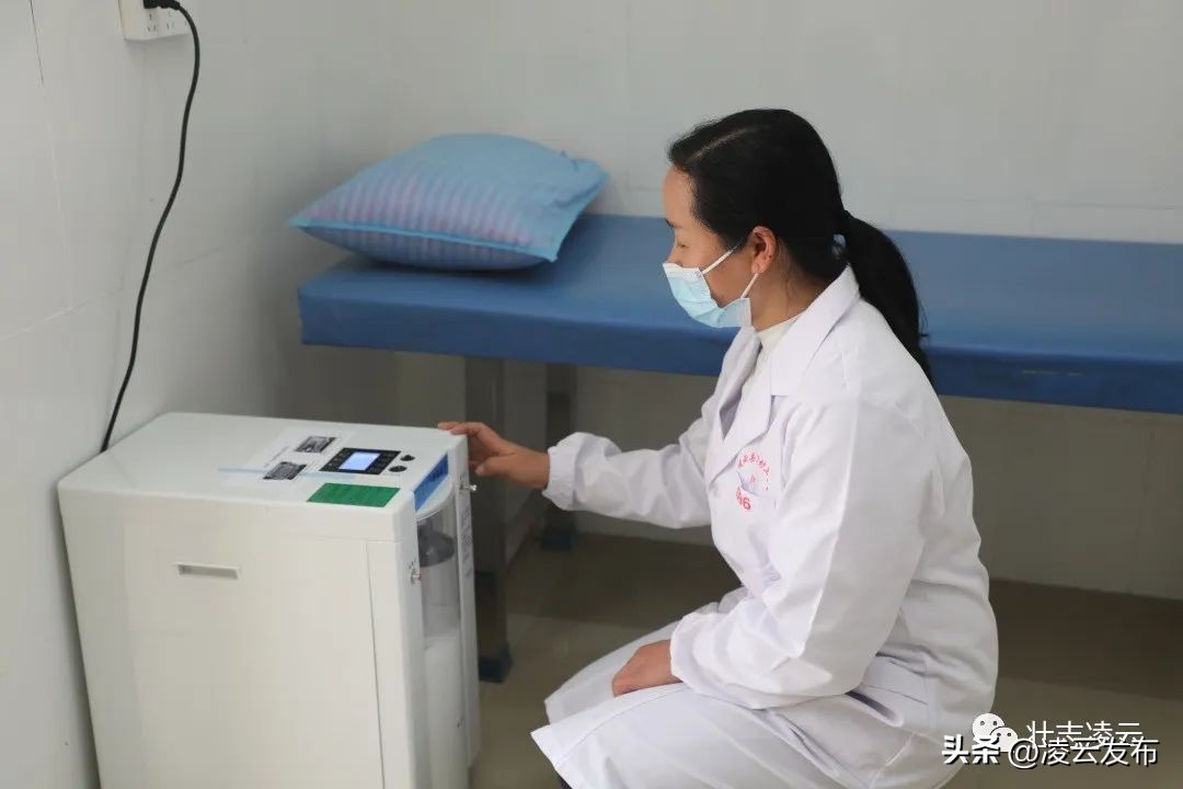 大爱进乡村送氧送健康——凌云县获赠10台医用制氧机和血氧仪