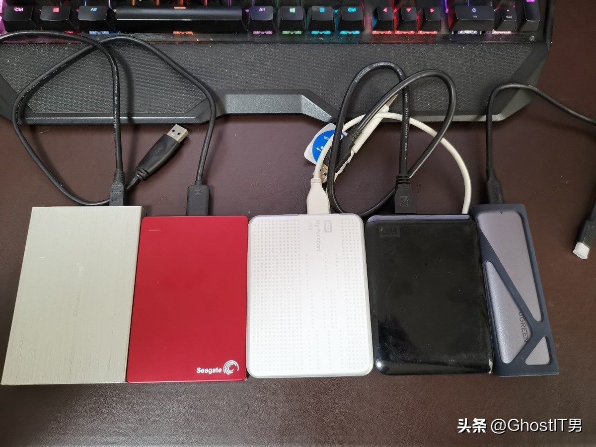 u盘与移动硬盘该如何选购,移动硬盘盒子怎么选购