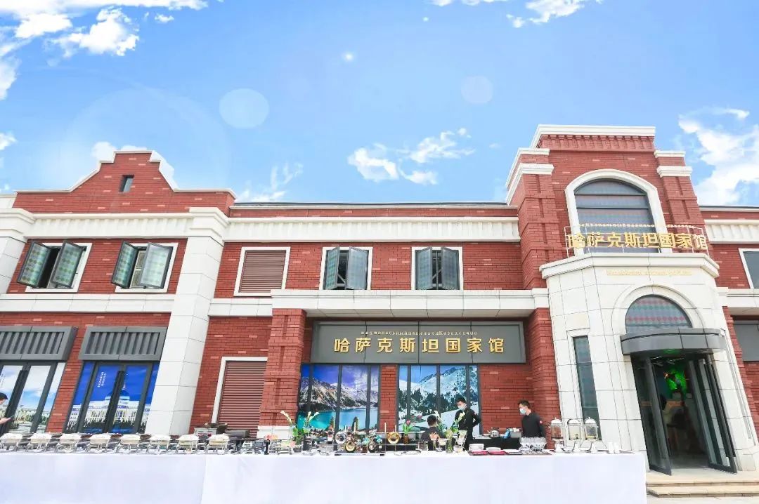 亚蓉欧国家商品馆值得一去吗,双十一狂欢购物攻略