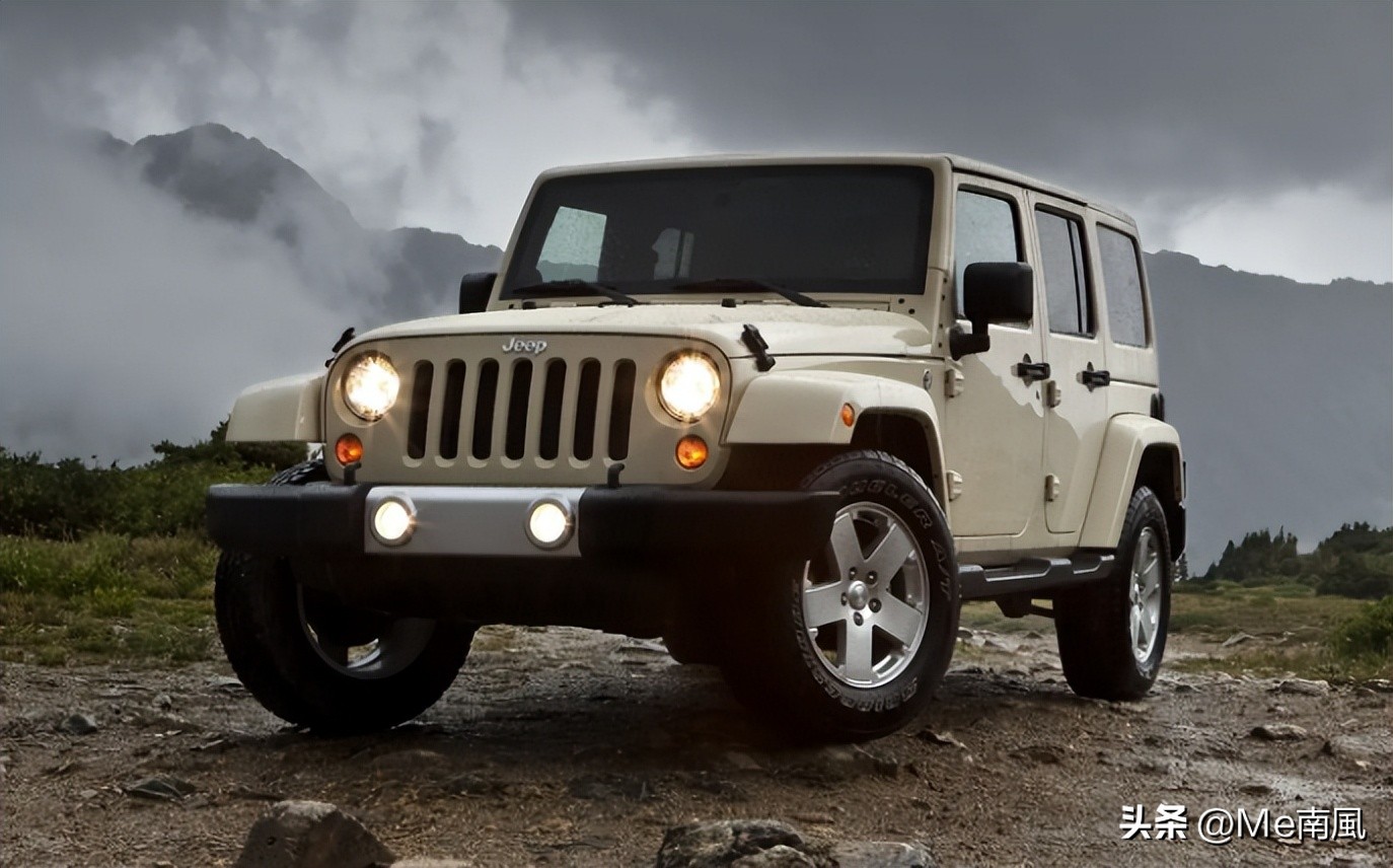 长城坦克300城市版对比越野版油耗,坦克300跑高速100公里油耗几升