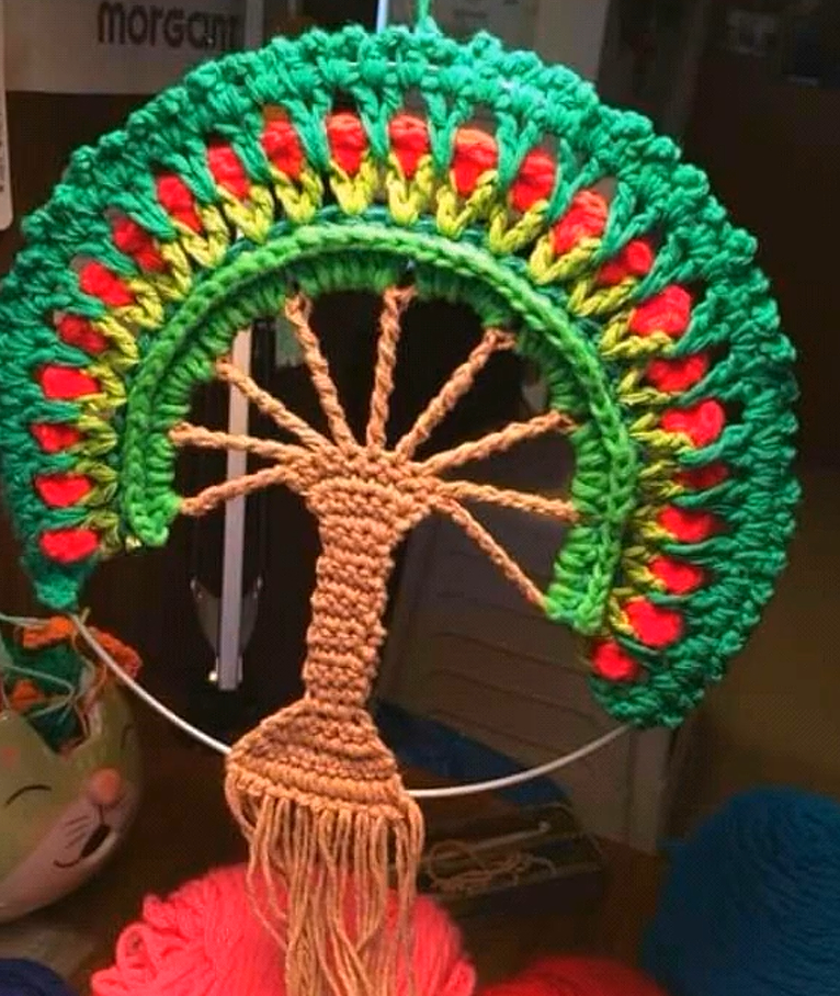 钩针编织各种墙挂花篮,钩针花环墙挂玫瑰花教程