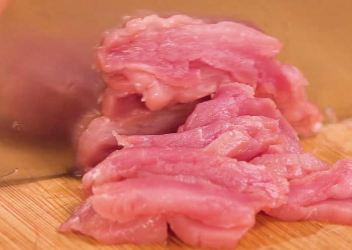 四川人做土酸菜怎么做才好吃,酸菜肉片怎样做好吃四川