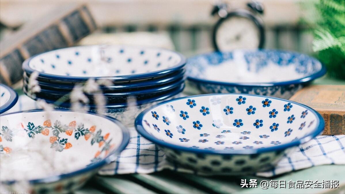 健康饮食提醒：河北曝光20批问题食品，含皮皮虾、牛肉、油饼