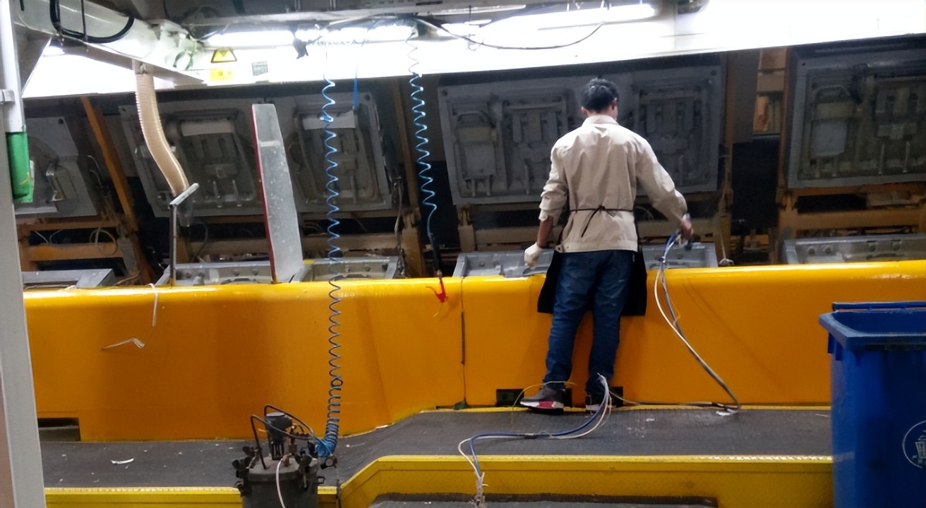 汽车聚氨酯发泡工艺简介,汽车座椅聚氨酯发泡怎么处理