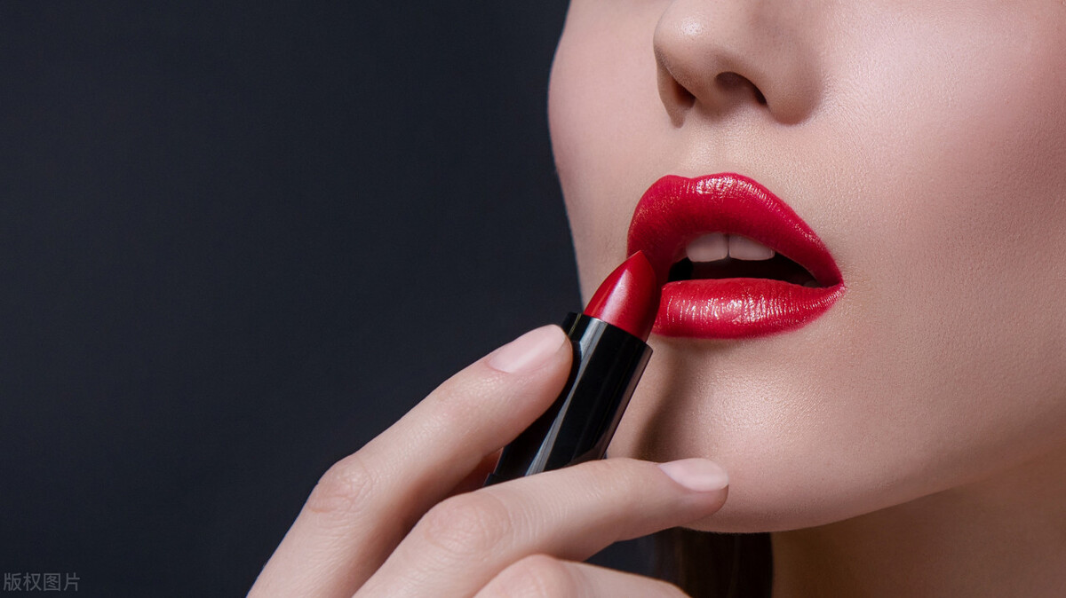 车里有口红被女朋友发现,车里发现别人口红怎么办