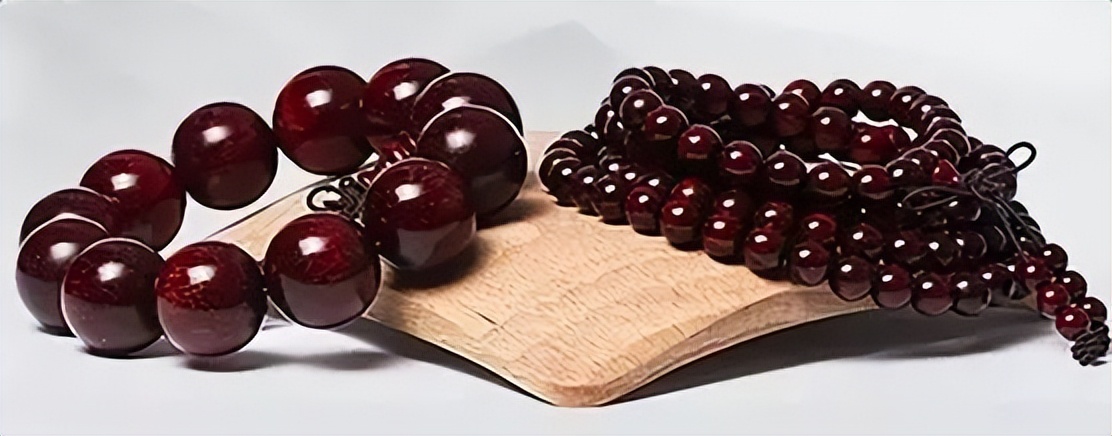 小叶紫檀上手会怎样,小叶紫檀新手入门级是什么料