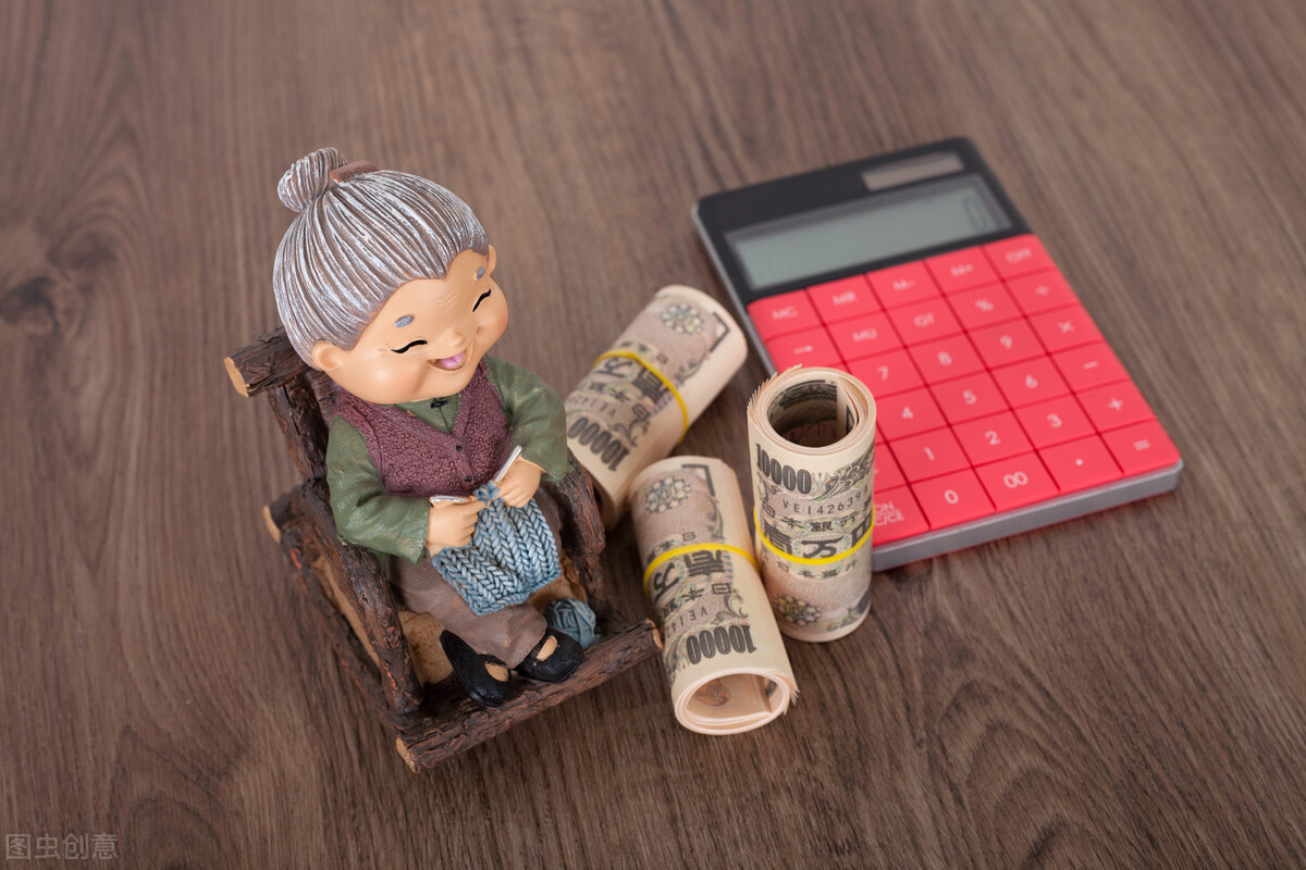 银行的潜规则和套路,银行人排队为什么只开一个窗口