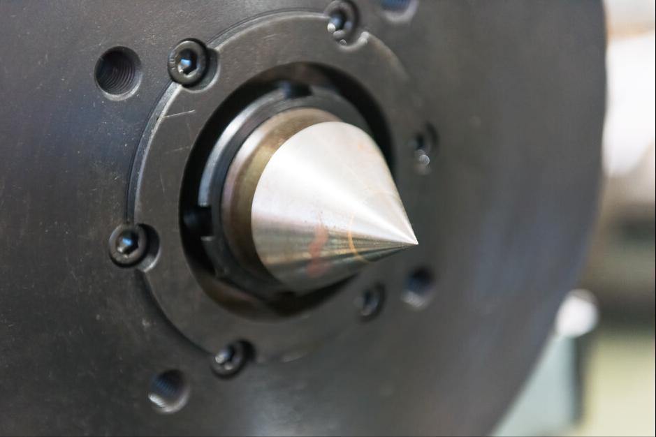 楂樼鏈哄簥鏈夊鍘夊,鏃ユ湰鏈哄簥骞存敹鍏ュ灏戜嚎