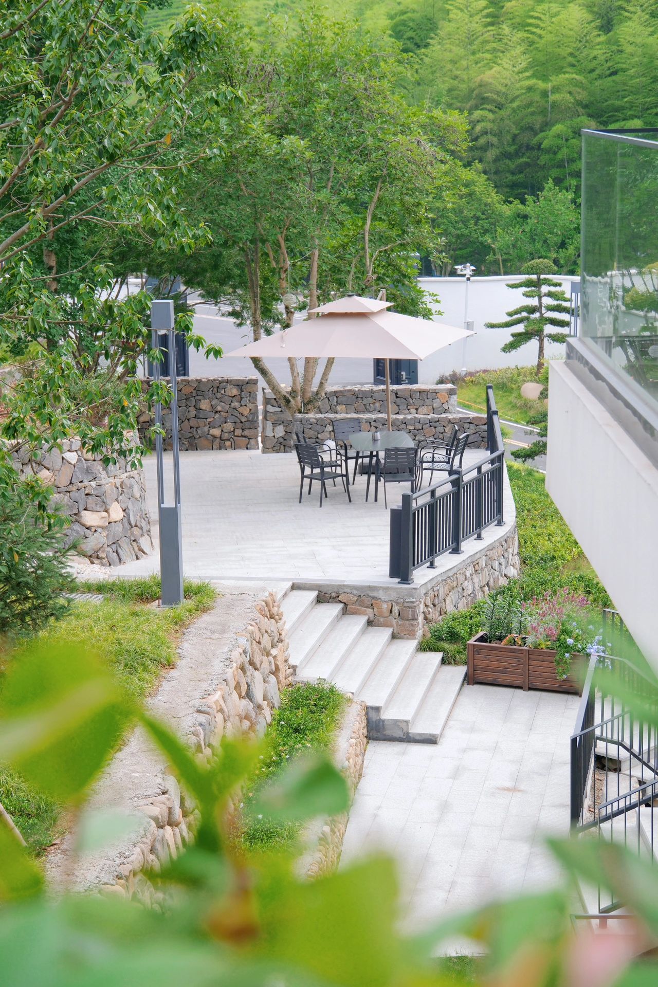 杭州海边露营旅行,杭州出发一小时静谧山水好露营