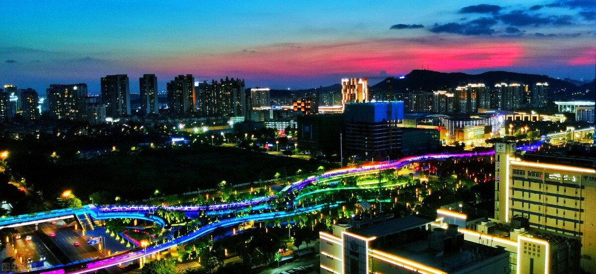 郭进拴｜大美的湖畔明珠