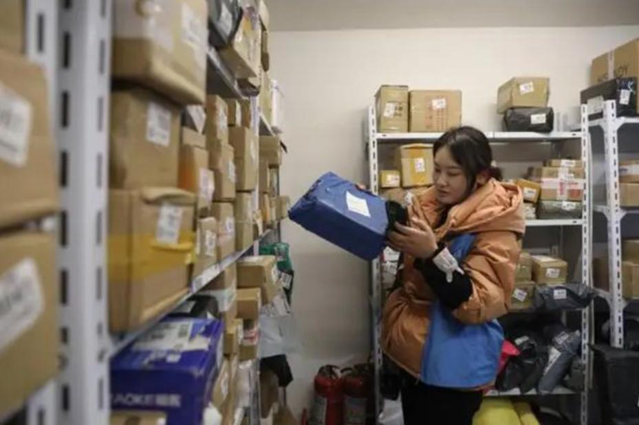 北京女子偷快递被刑拘,北京一女子取快递被抓