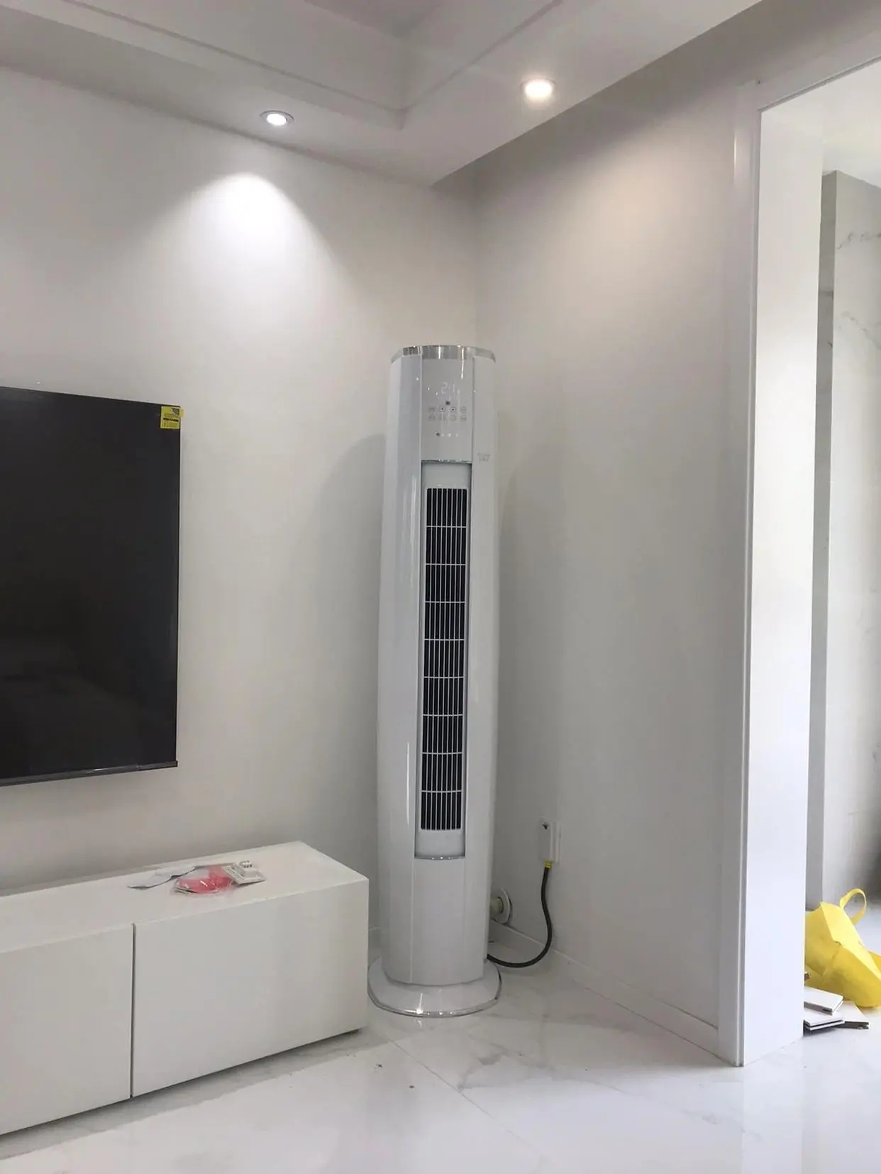 格力空调近几年跟美的空调哪个好,美的空调对比格力空调销量哪个高