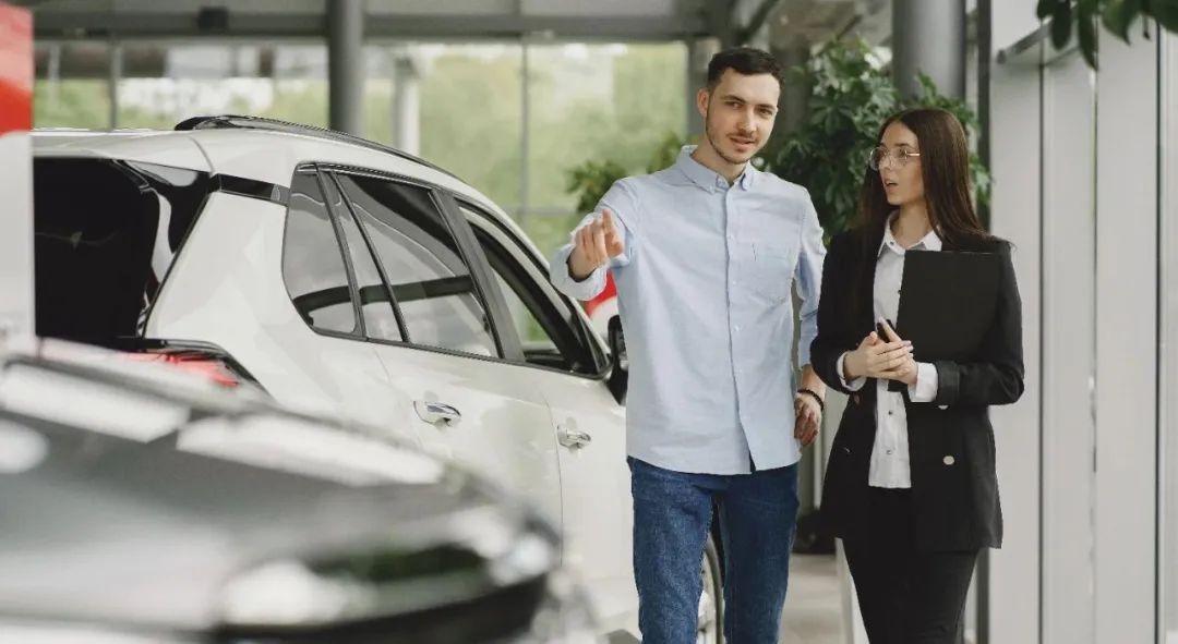 4s店倒闭了怎么拿回绿本,车厂4s店倒闭怎么维权