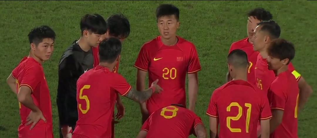 国足对泰山热身赛,国足对乌兹别克斯坦赛后